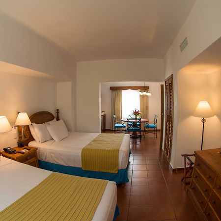 Amatique Bay Hotel Puerto Barrios Eksteriør bilde