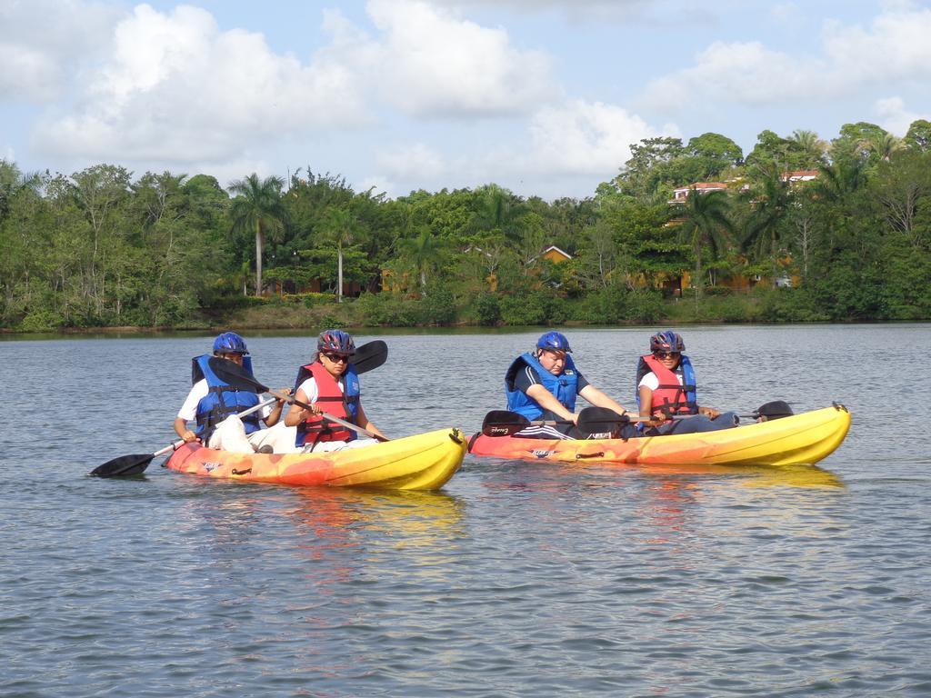 Amatique Bay Hotel Puerto Barrios Eksteriør bilde