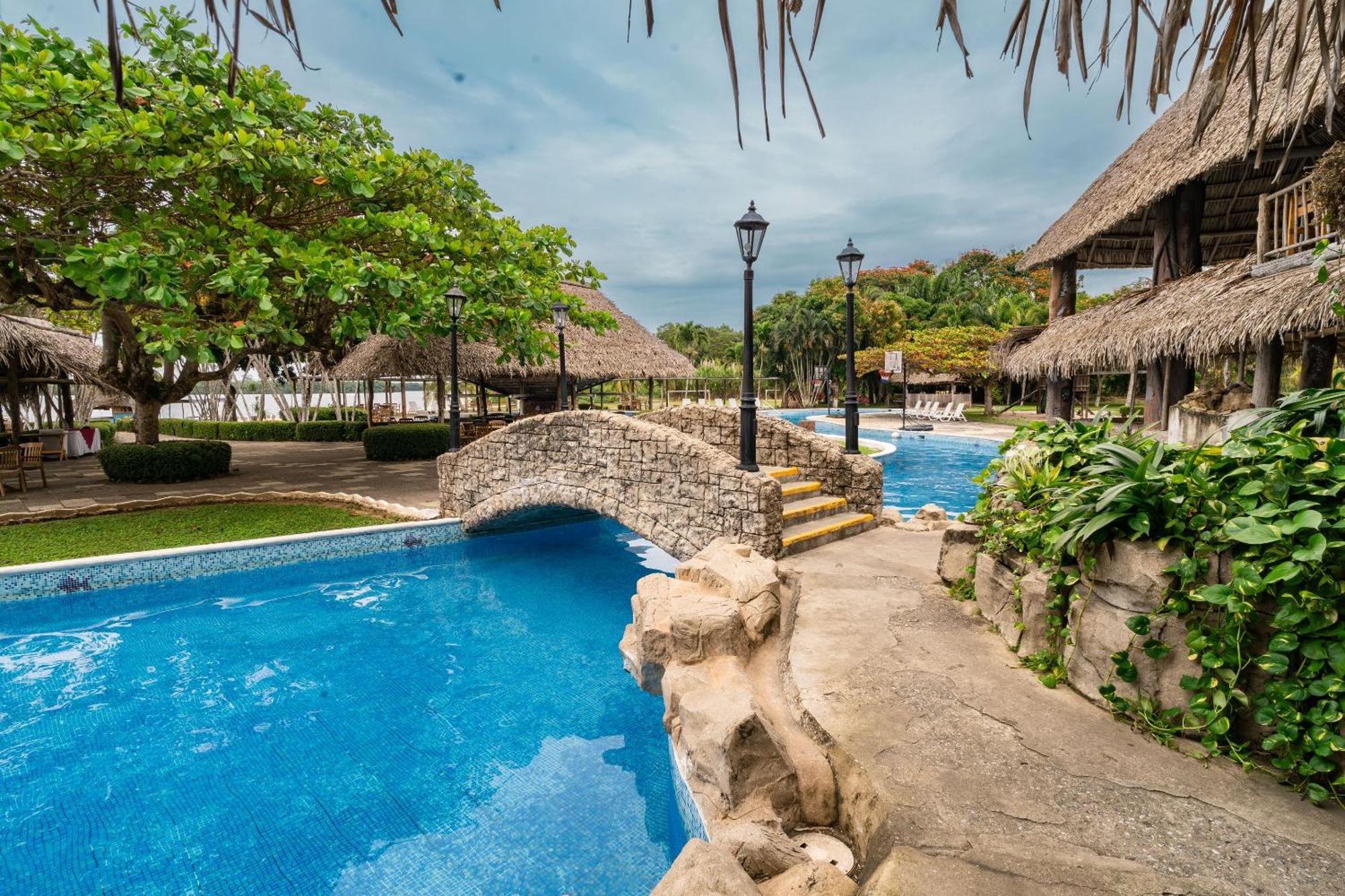 Amatique Bay Hotel Puerto Barrios Eksteriør bilde
