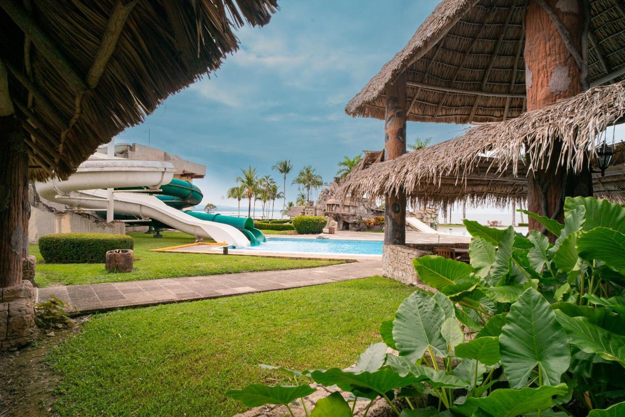 Amatique Bay Hotel Puerto Barrios Eksteriør bilde