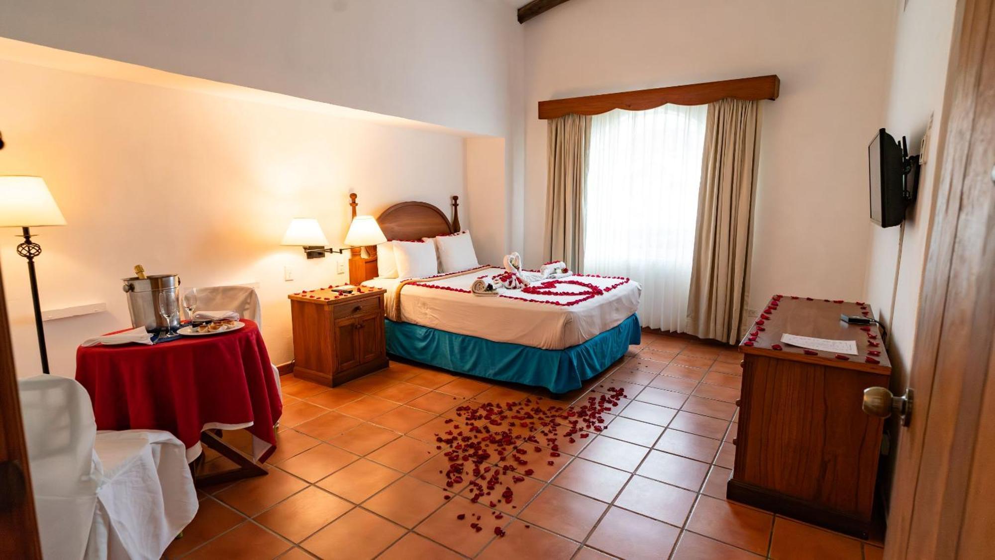 Amatique Bay Hotel Puerto Barrios Eksteriør bilde