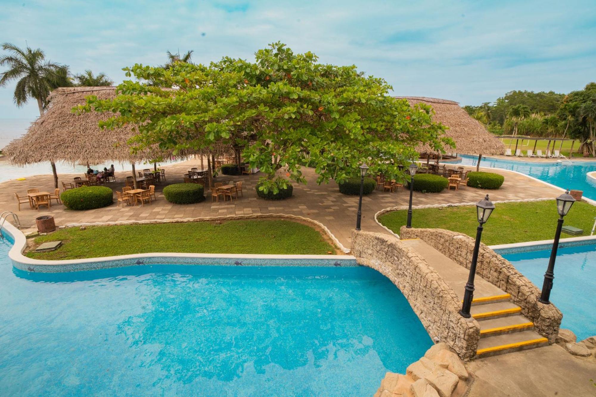 Amatique Bay Hotel Puerto Barrios Eksteriør bilde